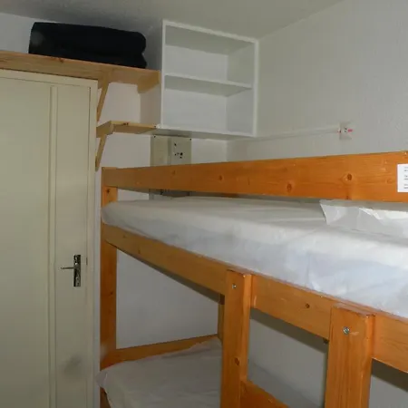 Au Coeur De La Station Apartment *